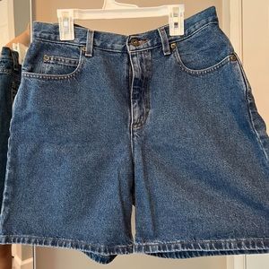 Liz Claiborne 90s style denim shorts